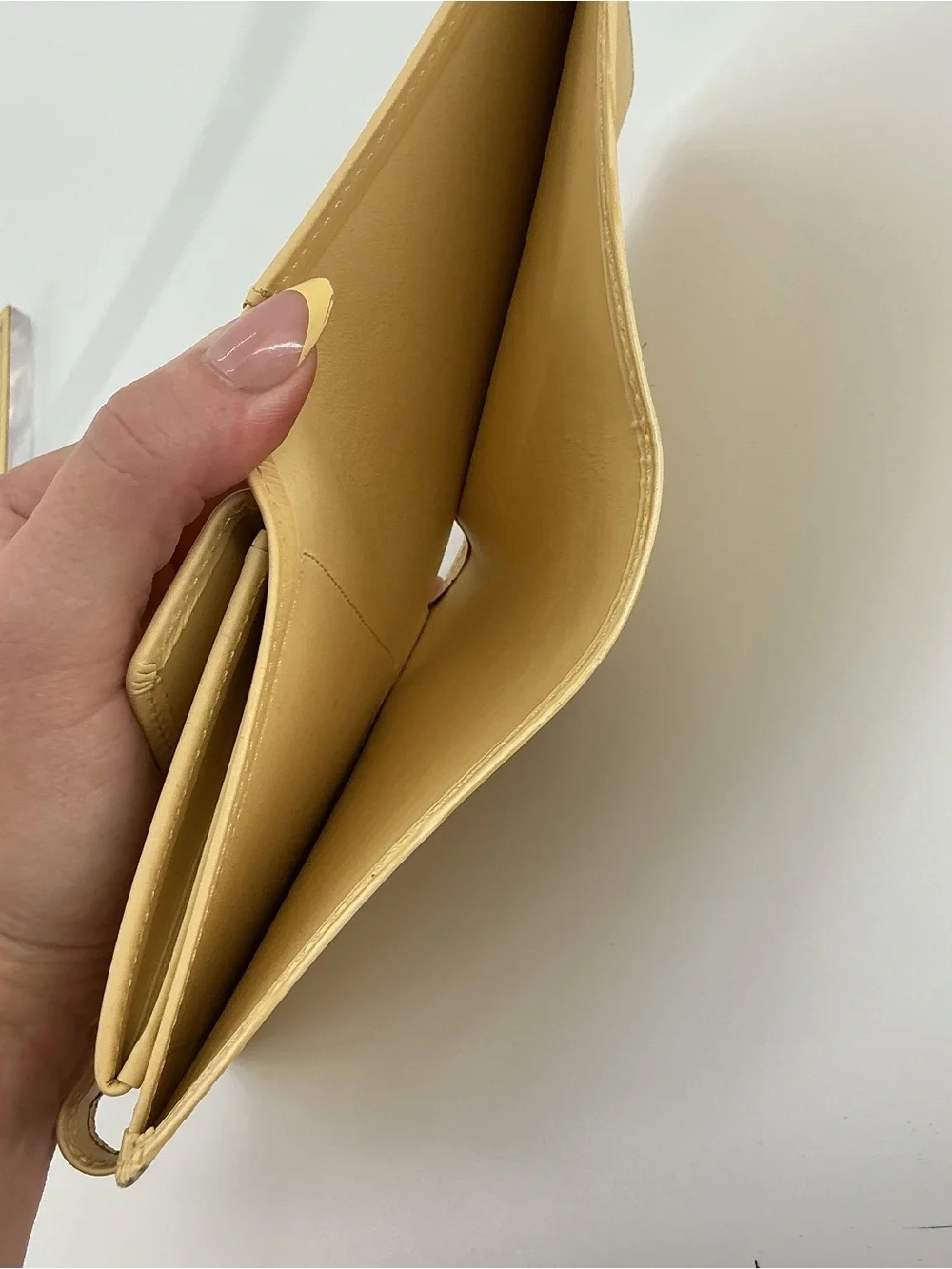 Louis Vuitton Vintage Epi Porte Billets Bifold Wallet Vanille Pale Yellow